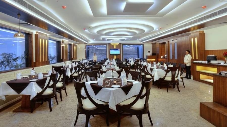 Hotel Seven Hills Tower