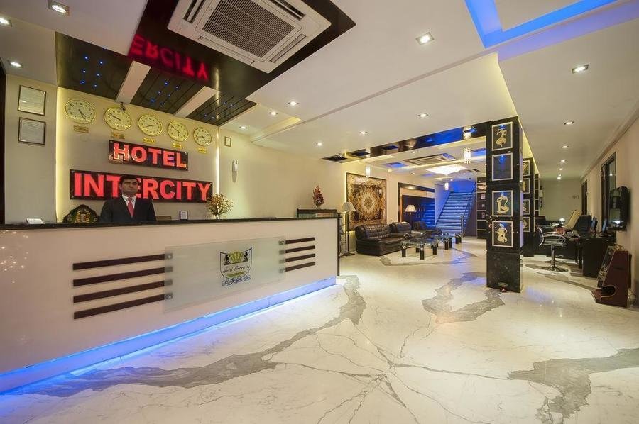 Intercity Hotel - receptie