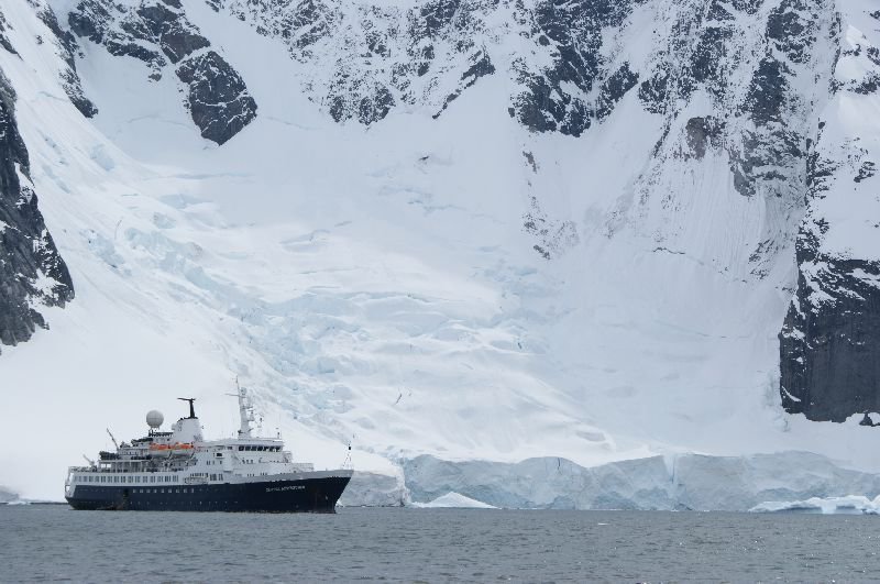 Ocean Adventurer