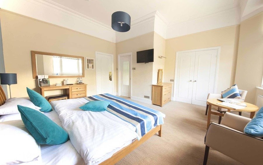 Hotel Meadows Varanasi