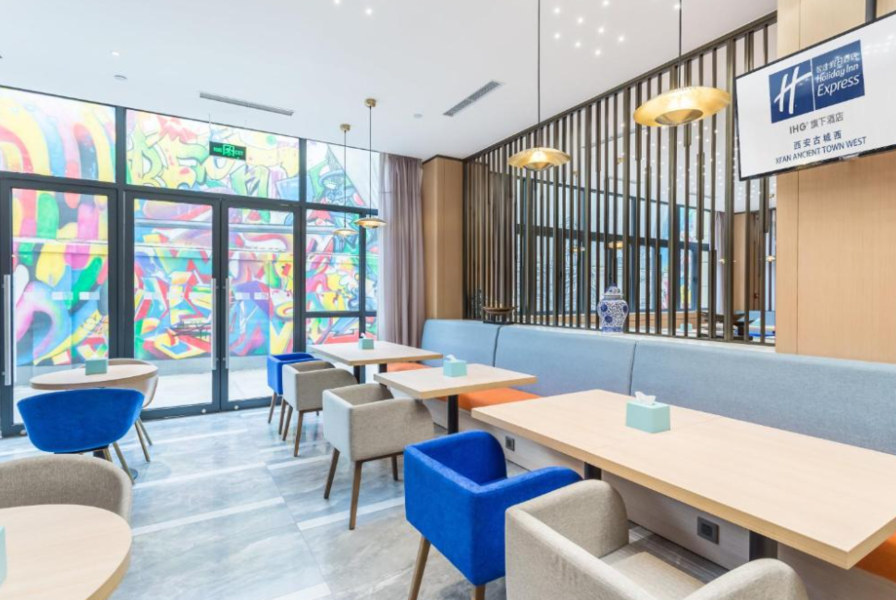 restaurant 2