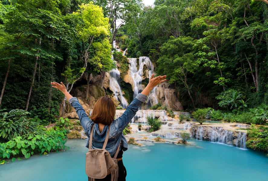 Kuang Si watervallen