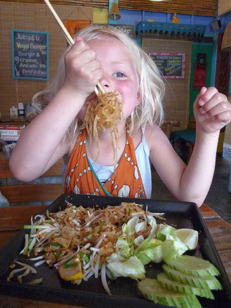 Met stokjes eten