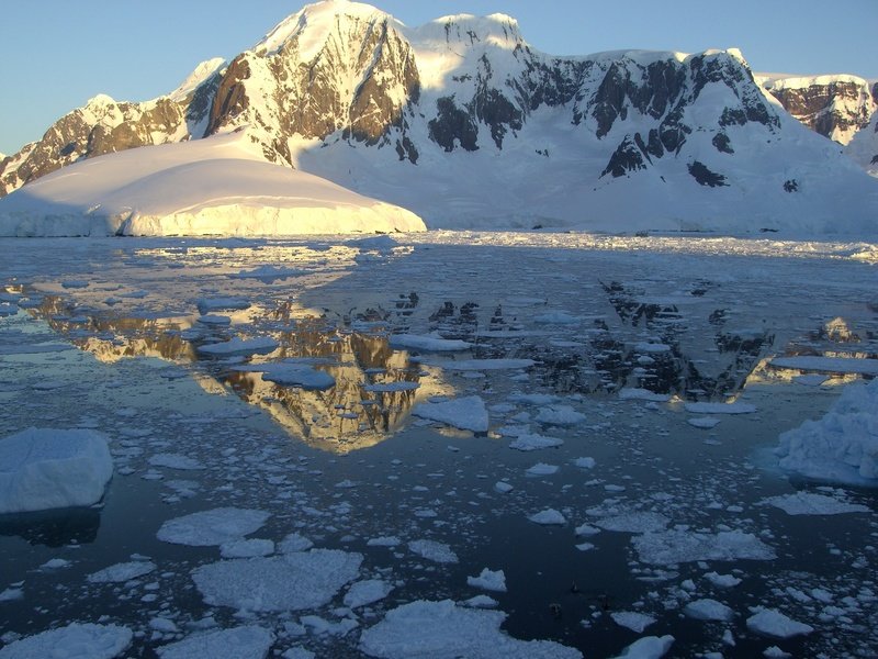Bergen, water, Antarctica