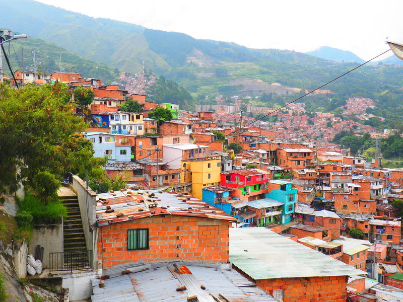 Rondreis Colombia Comuna 13 Medellin