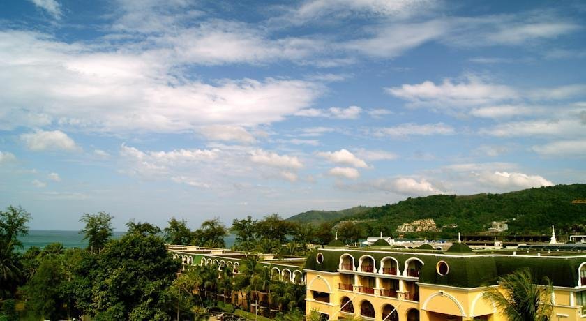 Thanthip Beach Resort 