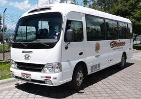 Bus Ecuador voor kleinere groepen (16 pax)