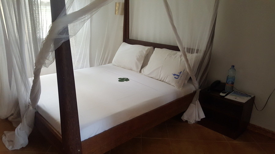 Mnarani beach cottage