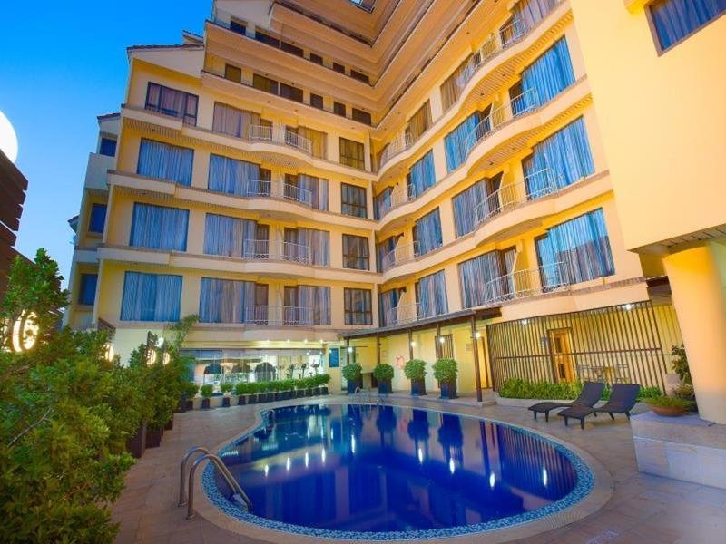 Astera Sathorn hotel 