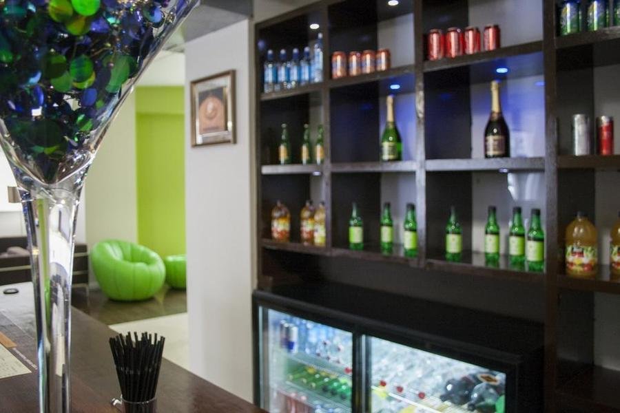 Ascotia Off Queen Hotel 