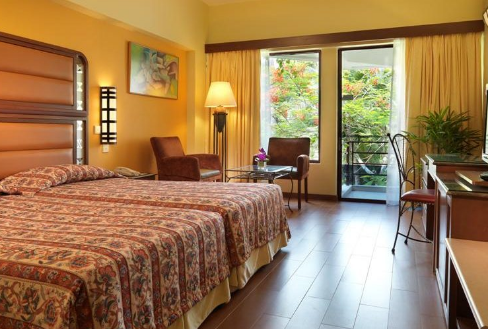 Holiday Villa Beach Resort