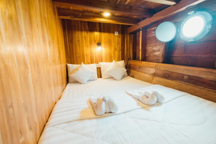 Komodo Boattrop Vidi Indonesië