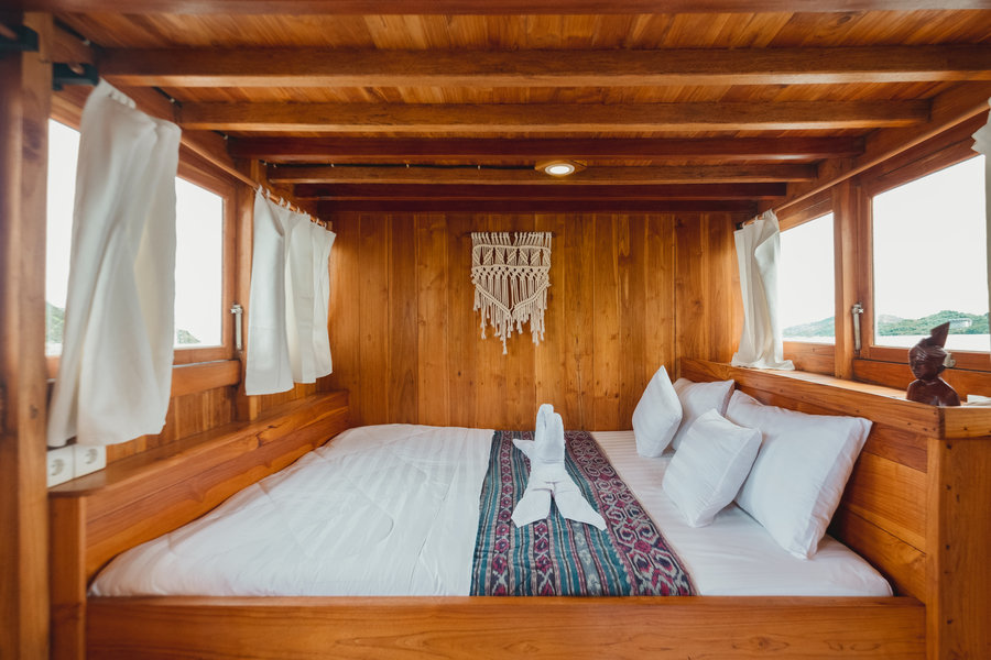 Komodo Boattrop Vidi Indonesië