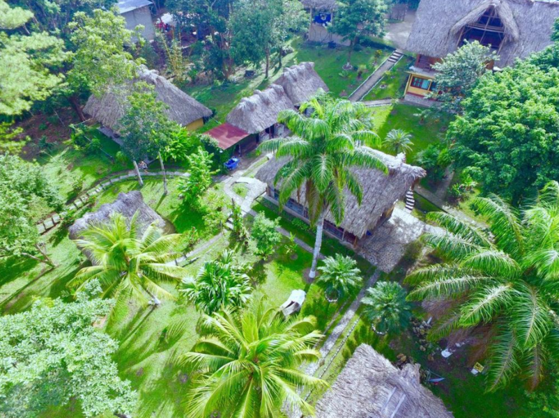 El Retiro Lodge - bovenaf