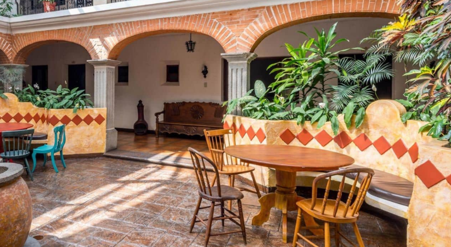 El Carmen Hotel - patio