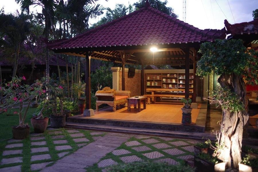 Tirta Sari Bungalow - boeken