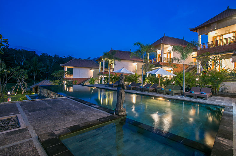 Alamdhari Resort - zwembad