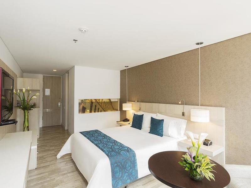 Hotel BH Bicentenario - slaapkamer