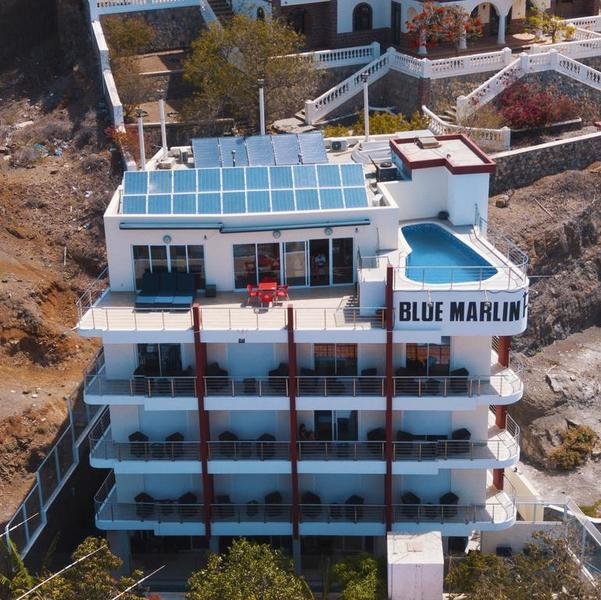 buitenkant + zwembad