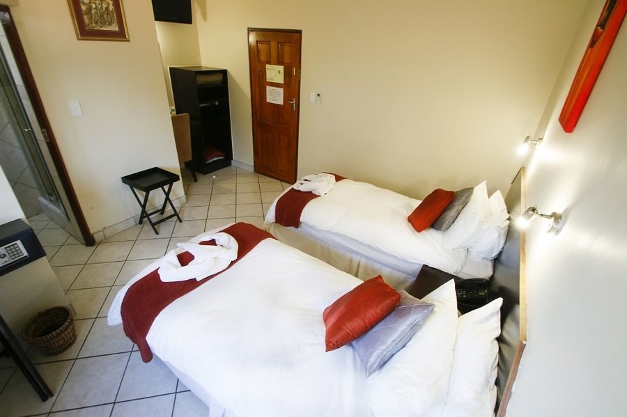 Elephant Lake Inn kamer