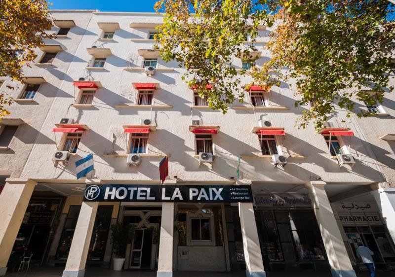 Hotel La Paix voorkant
