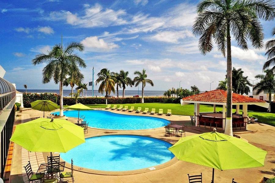 Gamma Campeche Malecon zwembad