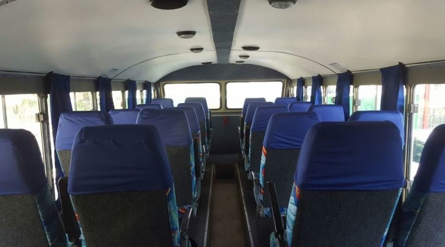 Avo Orange truck binnenkant 2