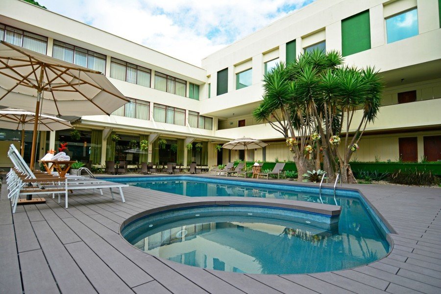 Autentico hotel zwembad