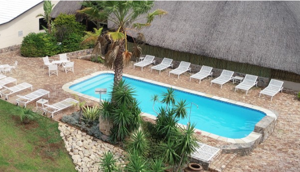 Etotongwe Lodge - zwembad