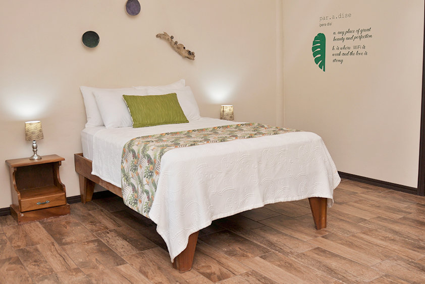 Lapa Verde Tortuguero Costa Rica 