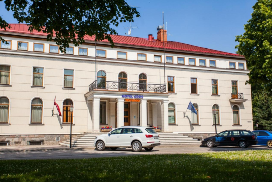 Hotel Cesis Letland Voorkant