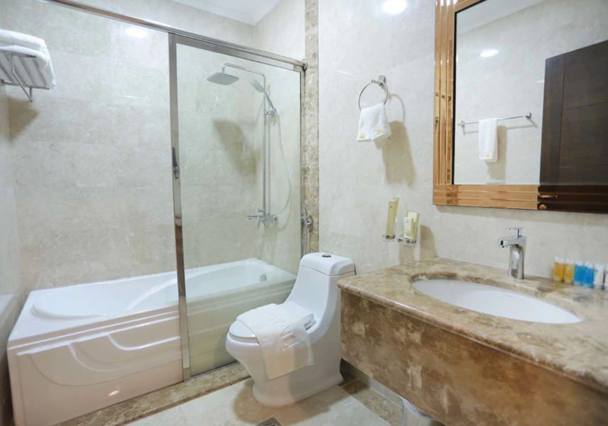 Karam Jeddah Hotel Saoedi-Arabië badkamer