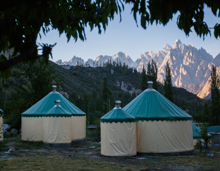 Roomy Yurts Osho Thang - Minapin -  Yurt buitenkant