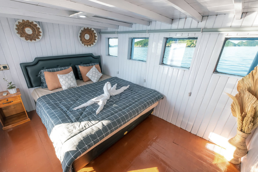 Komodo Boattrip Lamborajo 1 Indonesië