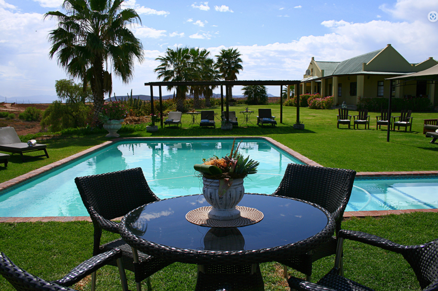 De Denne - nabij Oudtshoorn - Zuid-Afrika