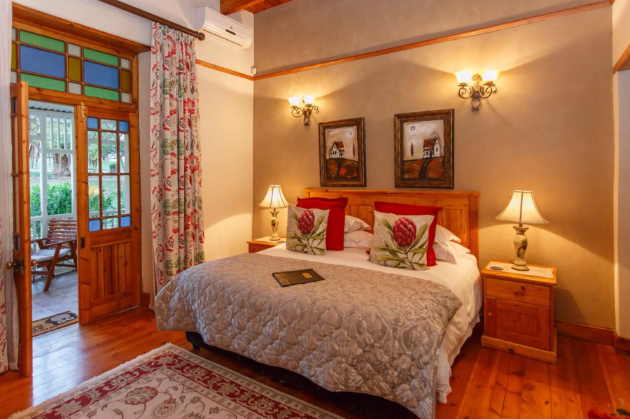 De Denne - nabij Oudtshoorn - Zuid-Afrika