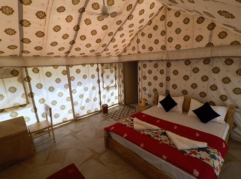 Jaisalmer Desert Camp Rojani Resort - Jaisalmer -India 