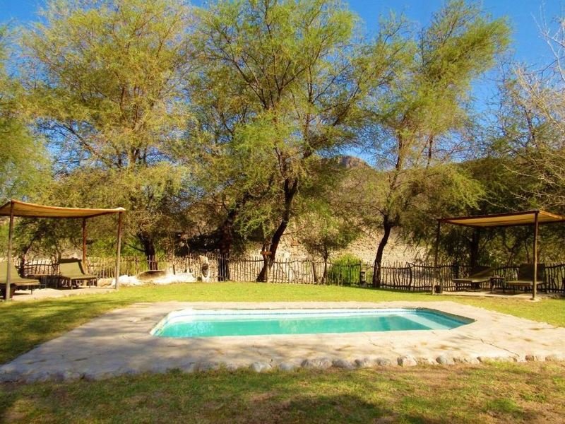 Khowarib Lodge - Palmwag - Namibie - zwembad