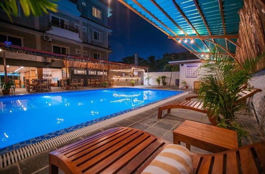 Majheri Resort - Pokhara - Nepal - zwembad