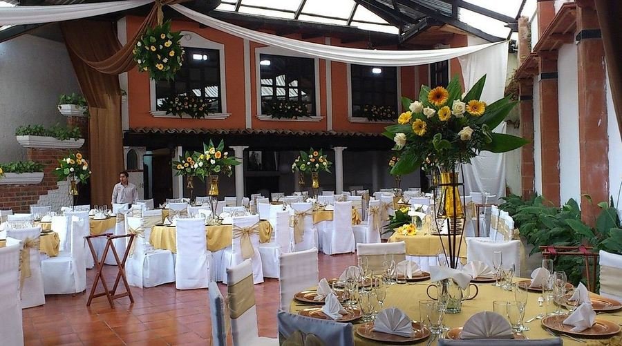 Alcazar de Dona Victoria Hotel - Coban - Guatemala - restaurant