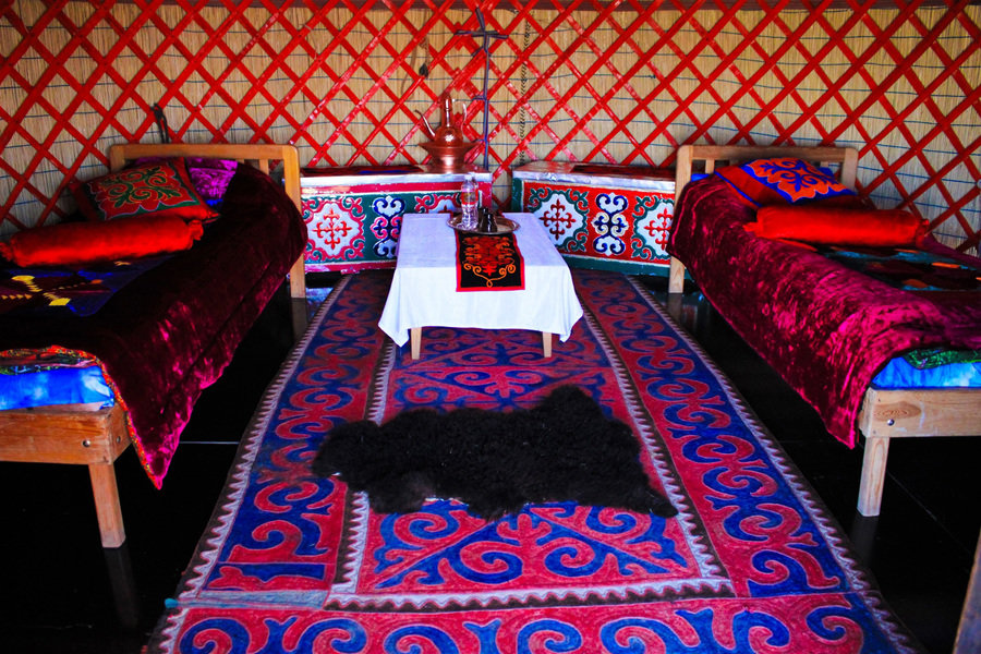 Ak-say Tashrabat slaapyurt