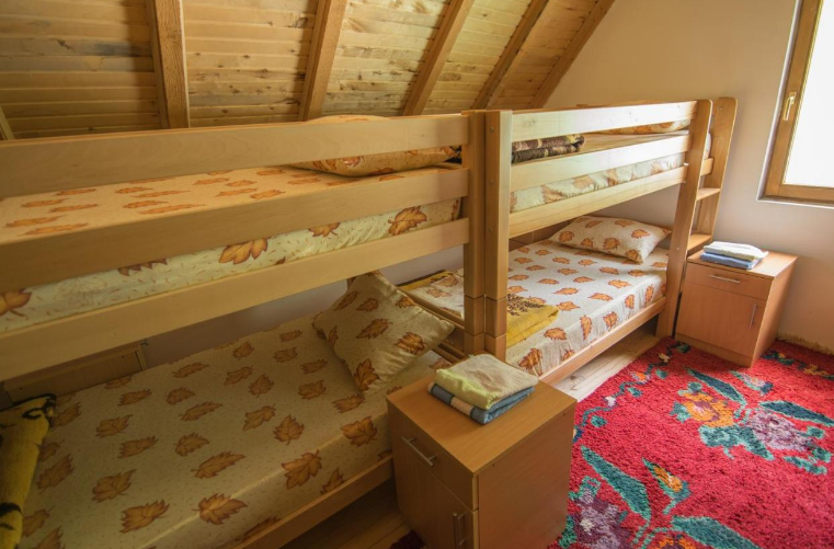 Katun Maja Karanfil Gusinje Montenegro 