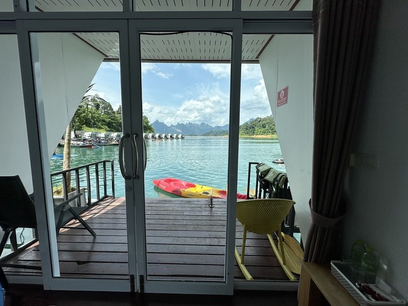 Phupha Waree Rafts Cheow Lan Lake