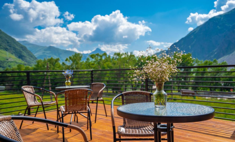 Darchi Kazbegi Hotel - terras