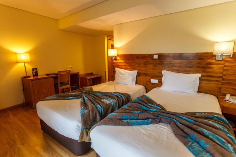 Caravelas Hotel - Madalena - Portugal - twin