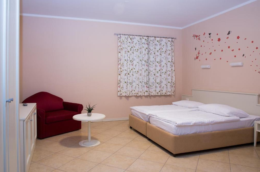 Kozana Hotel - Dobrovo - double