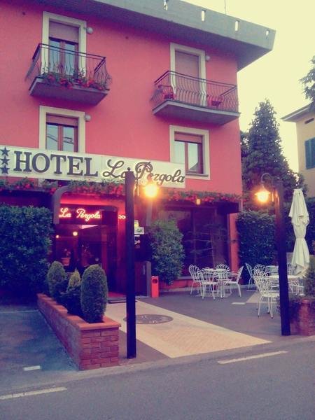 Hotel La Pergola - Barga - Gebouw