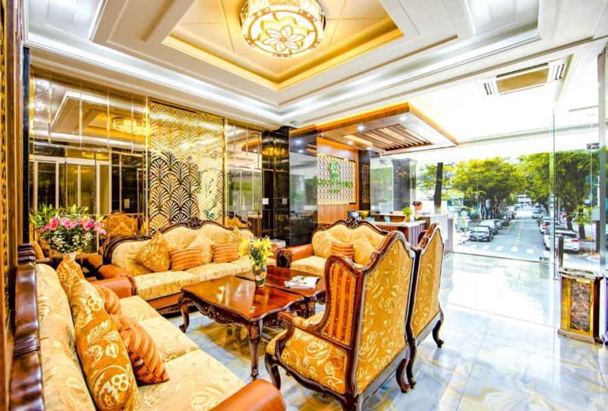Nicey Saigon - Lobby