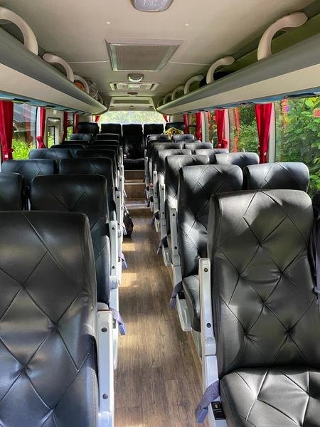 Bus bij groepen vanaf 17 pax - binnenkant