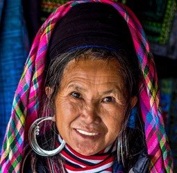 Rondreis - Vrouw op Reis naar Vietnam